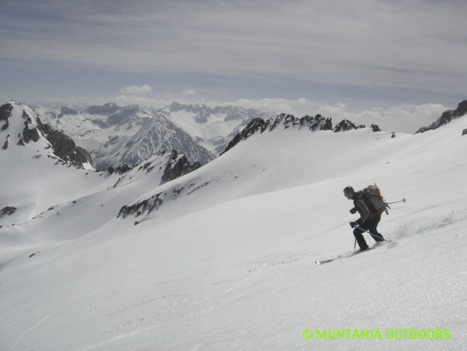 Esquí de montaña en el Valle de Arán. Mulleres y Montardo